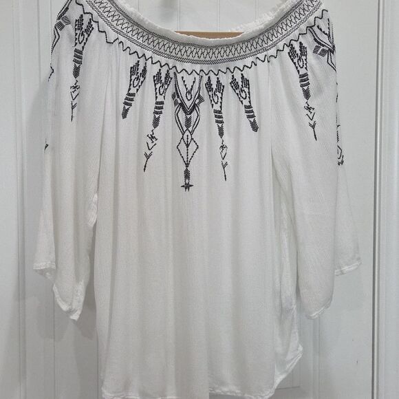 Terre Bleue brand boho Embroidered peasant style top - Size Large - Picture 1 of 5